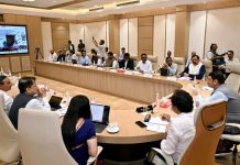 पायाभूत सुविधा आणि औद्योगिक विकासासाठी आवश्यक भूसंपादन गतीने पूर्ण करावे – मुख्यमंत्री देवेंद्र फडणवीस