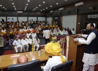 अम्मा कि पढाई गरजु विद्यार्थ्यांच्या स्वप्नांना पंख देणारा उपक्रम – आ. किशोर जोरगेवार