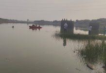 वर्धा नदीच्या त्रिवेणी संगमावर तीन जण बुडाले, बोटीच्या सह्याने शोध मोहीम सुरु